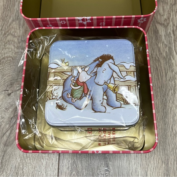 New Winnie The Poo 3 Piece Tin Box Set Christmas Holiday Disney - Picture 14 of 16